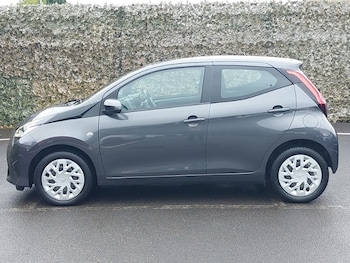 Used Toyota AYGO 2021 for sale - 79420477: Photo