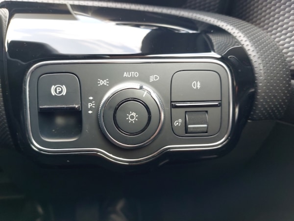 Used Mercedes-Benz A-Class 2019 for sale - 75989680: Photo 17