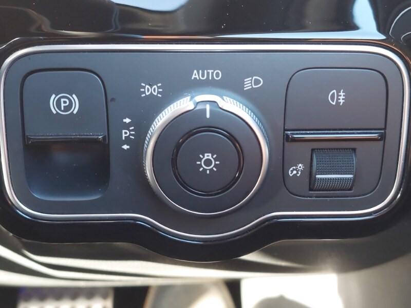 Used Mercedes-Benz A-Class 2019 for sale - 77682418: Photo 16