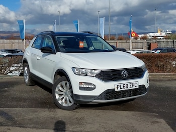 Used Volkswagen T-Roc 2019 for sale - 77702328: Photo