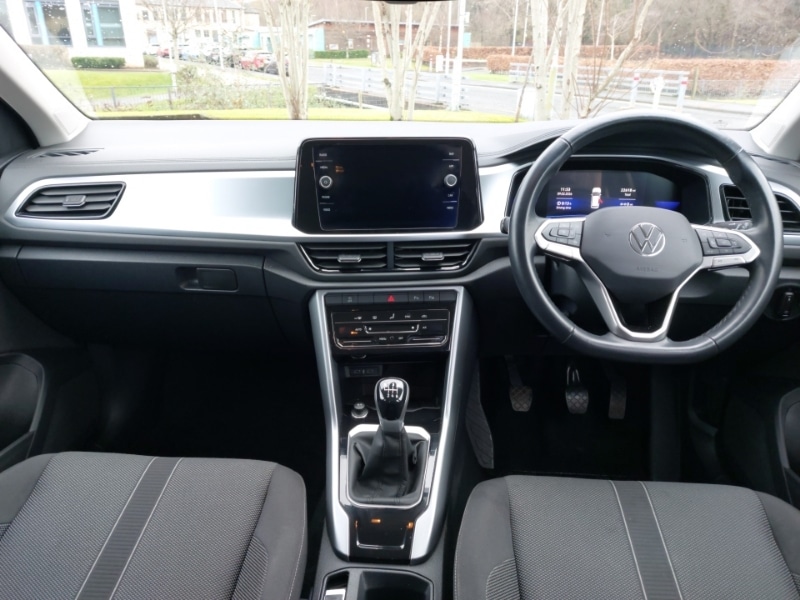 Used Volkswagen T-Roc 2022 for sale - 77502993: Photo 2