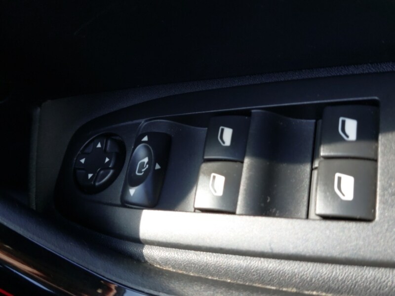 Used Peugeot 208 2018 for sale - 78156105: Photo 13