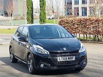 Used Peugeot 208 2018 for sale - 78156105: Photo