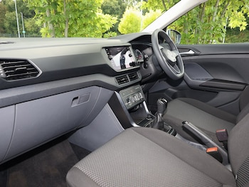 Used Volkswagen T-Cross 2019 for sale - 76054119: Photo 2