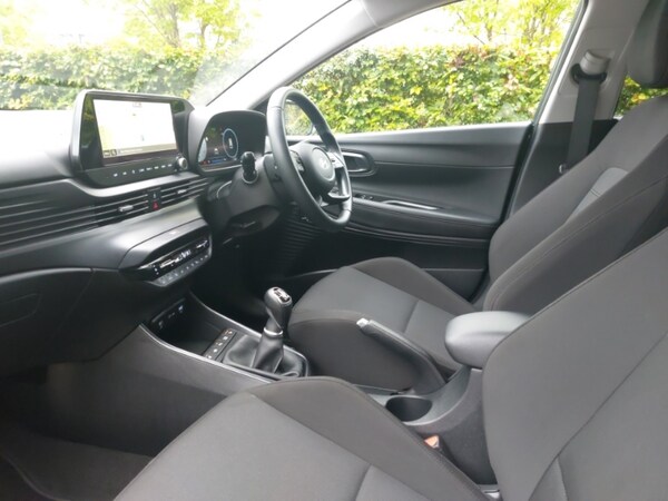 Used Hyundai BAYON 2024 for sale - 76160425: Photo 5