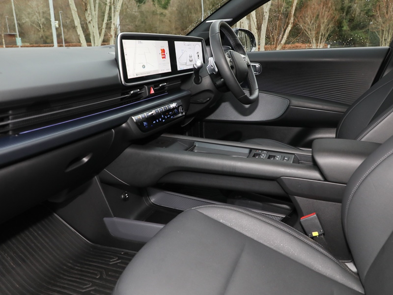 Used Hyundai IONIQ 6 2025 for sale - 77514111: Photo 2