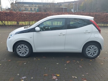 Used Toyota AYGO 2021 for sale - 76880089: Photo
