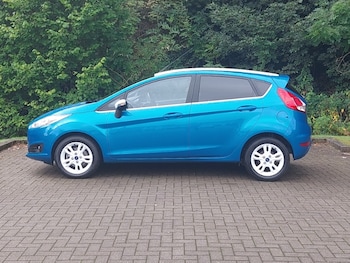 Used Ford Fiesta 2016 for sale - 75740760: Photo