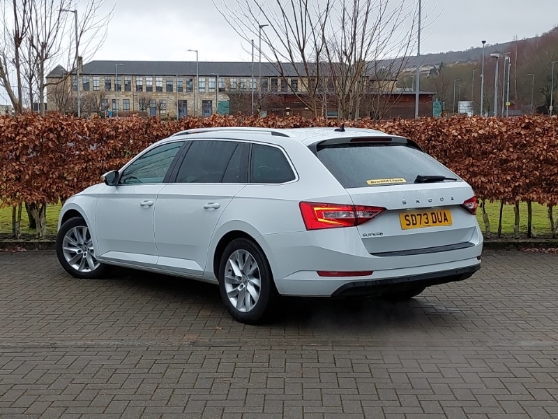Used Skoda Superb 2023 for sale - 77630401: Photo 3