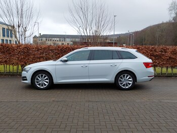 Used Skoda Superb 2023 for sale - 77630401: Photo