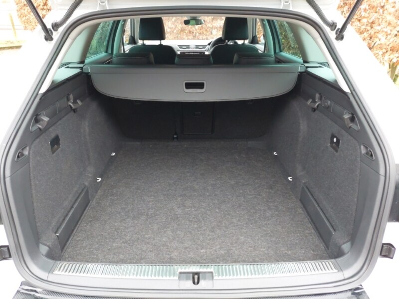 Used Skoda Superb 2023 for sale - 77630401: Photo 8