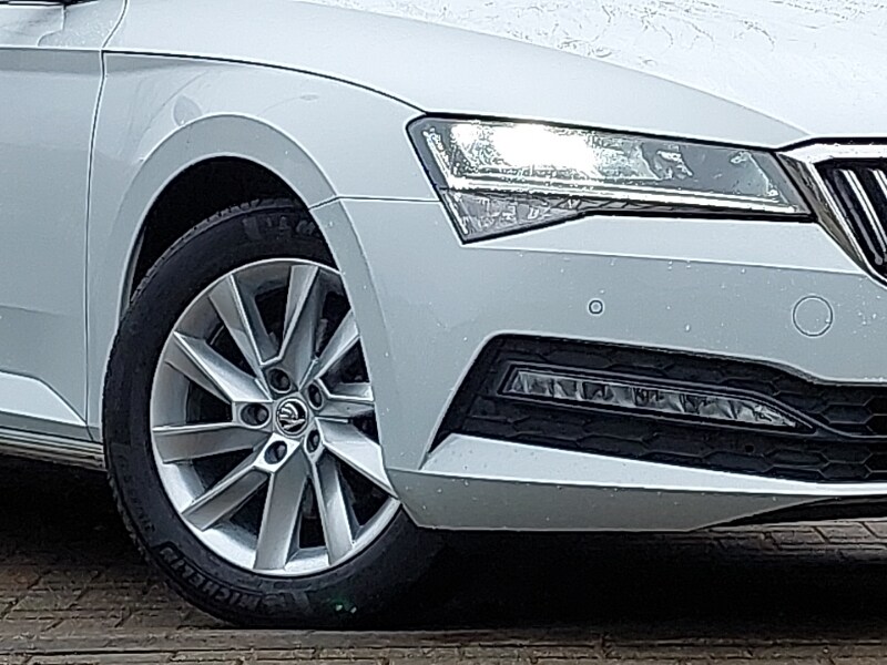 Used Skoda Superb 2023 for sale - 77630401: Photo 9