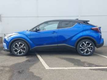 Used Toyota C-HR 2017 for sale - 74699181: Photo