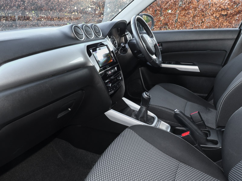 Used Suzuki Vitara 2017 for sale - 76708208: Photo 2