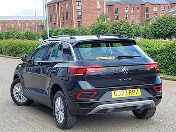 Used Volkswagen T-Roc 2023 for sale - 78778269: Photo