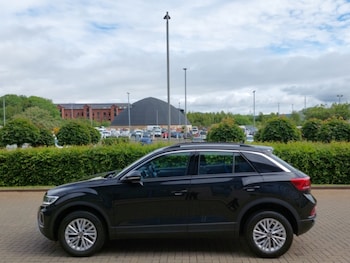 Used Volkswagen T-Roc 2023 for sale - 78778269: Photo