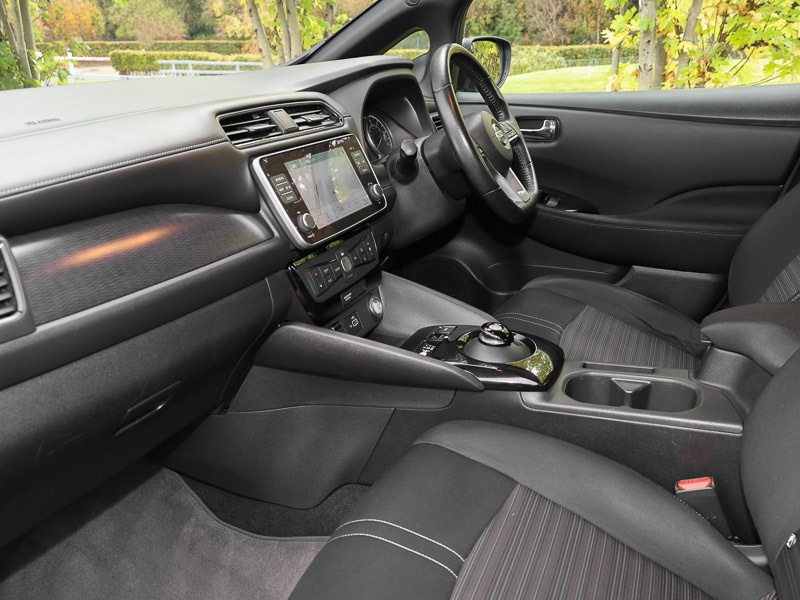 Used Nissan Leaf 2020 for sale - 76335649: Photo 2