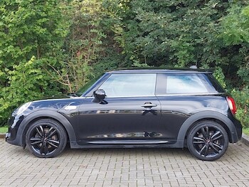 Used MINI Hatch 2019 for sale - 75963971: Photo