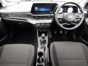 Used Hyundai i20 2025 for sale - 77070399: Photo