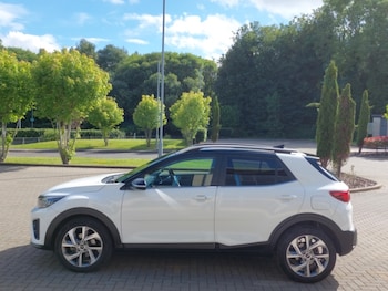 Used Kia Stonic 2023 for sale - 79510669: Photo