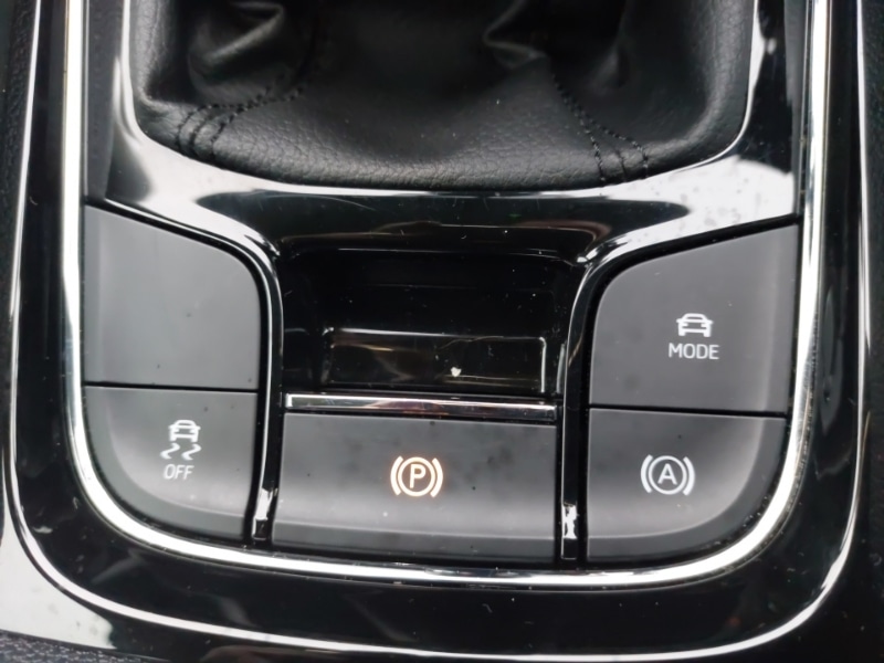 Used Skoda Karoq 2022 for sale - 77428678: Photo 18