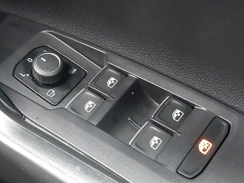 Used Volkswagen Taigo 2023 for sale - 76393066: Photo 16