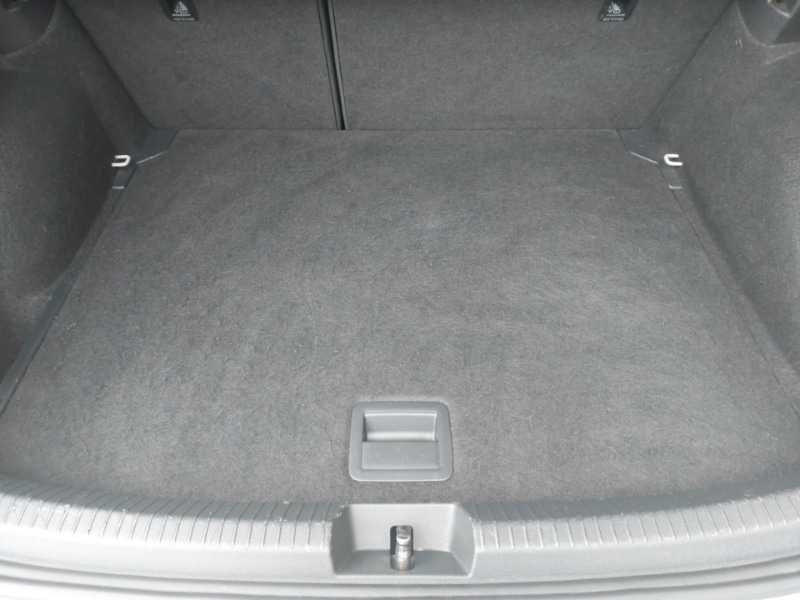 Used Volkswagen Taigo 2023 for sale - 76393066: Photo 8