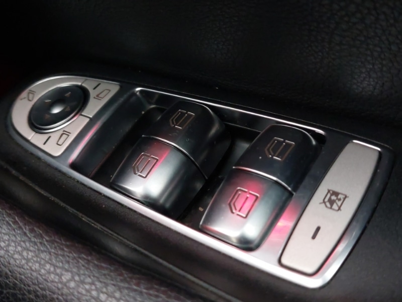 Used Mercedes-Benz E Class 2020 for sale - 76471542: Photo 14