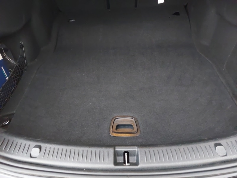 Used Mercedes-Benz E Class 2020 for sale - 76471542: Photo 8