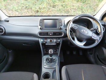 Used Hyundai KONA 2018 for sale - 76579361: Photo