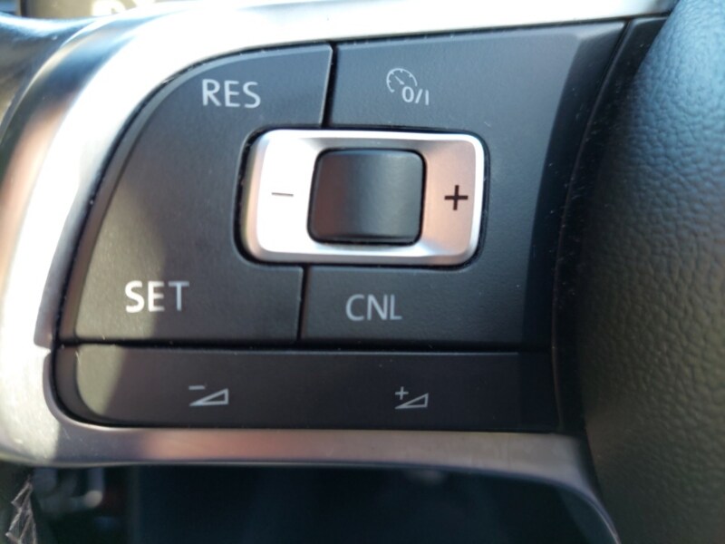 Used Volkswagen Polo 2015 for sale - 77816283: Photo 13