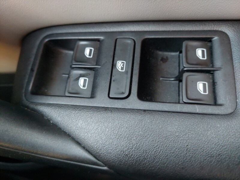 Used Volkswagen Polo 2015 for sale - 77816283: Photo 15