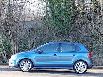 Used Volkswagen Polo 2015 for sale - 77816283: Photo