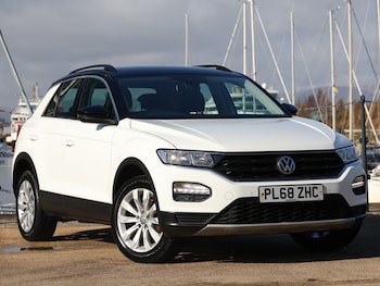 Used Volkswagen T-Roc 2019 for sale - 77896942: Photo