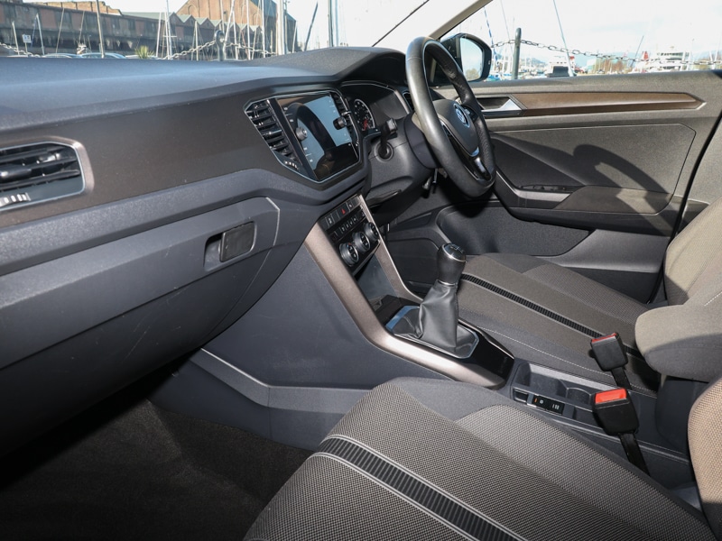 Used Volkswagen T-Roc 2019 for sale - 77896942: Photo 2