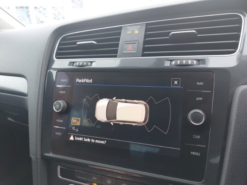 Used Volkswagen Golf 2017 for sale - 77761331: Photo 11