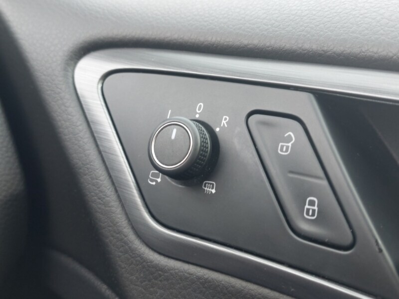 Used Volkswagen Golf 2017 for sale - 77761331: Photo 12