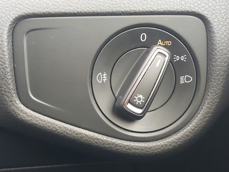 Used Volkswagen Golf 2017 for sale - 77761331: Photo 13