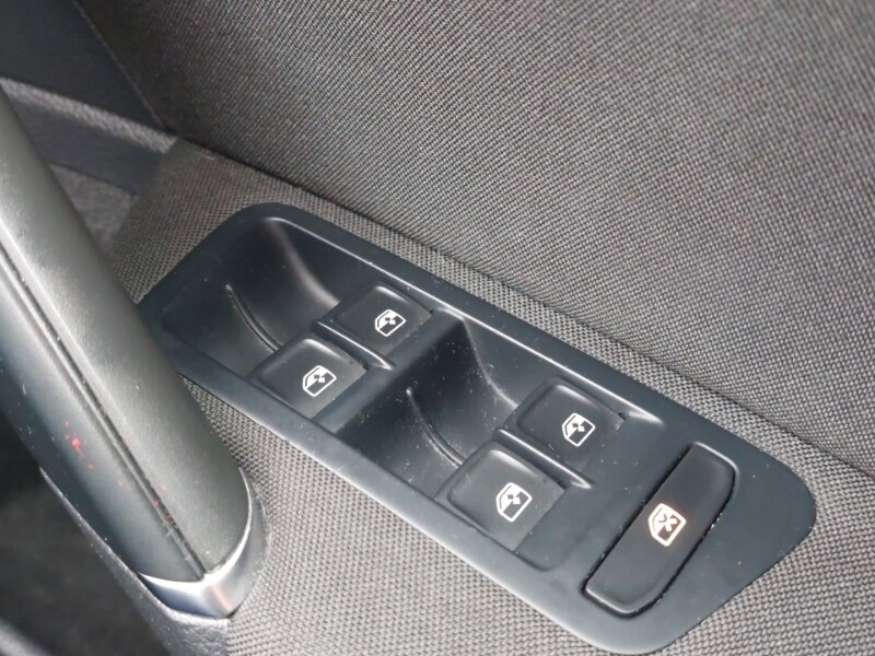 Used Volkswagen Golf 2017 for sale - 77761331: Photo 14