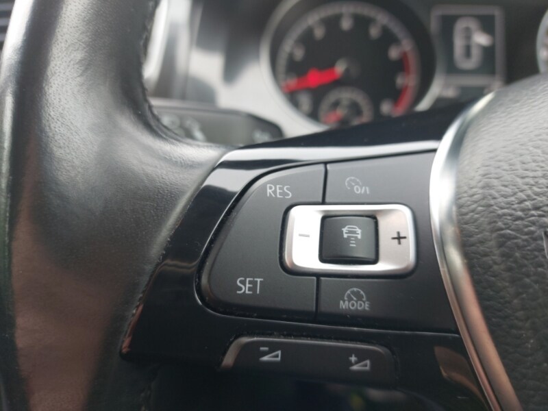 Used Volkswagen Golf 2017 for sale - 77761331: Photo 19