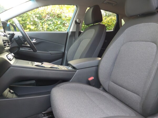 Used Hyundai KONA 2022 for sale - 76233320: Photo 5