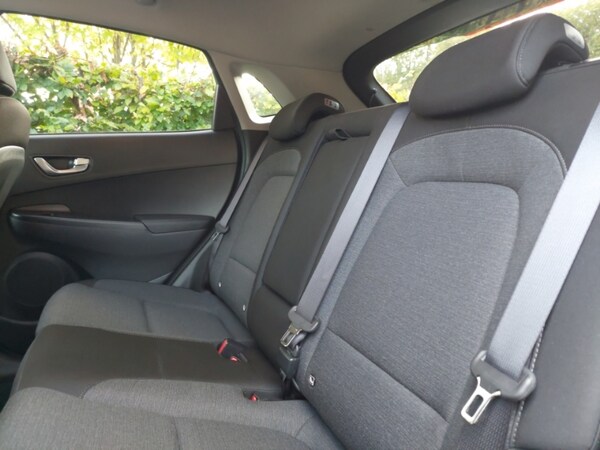 Used Hyundai KONA 2022 for sale - 76233320: Photo 6