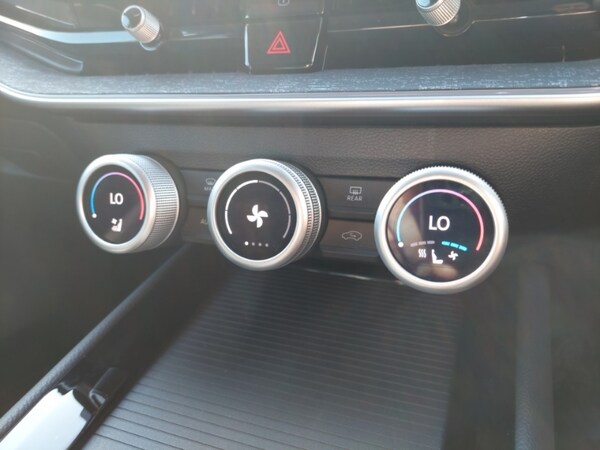 Used Skoda Superb 2024 for sale - 74919639: Photo 11