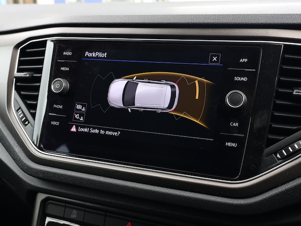 Used Volkswagen T-Roc 2018 for sale - 76058797: Photo 15
