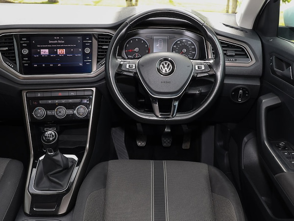 Used Volkswagen T-Roc 2018 for sale - 76058797: Photo 7
