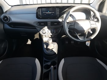 Used Hyundai i10 2025 for sale - 76737184: Photo