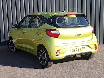 Used Hyundai i10 2025 for sale - 76737184: Photo