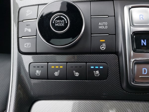 Used Hyundai Santa Fe 2022 for sale - 76051996: Photo 10