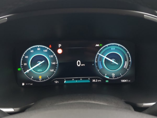 Used Hyundai Santa Fe 2022 for sale - 76051996: Photo 13