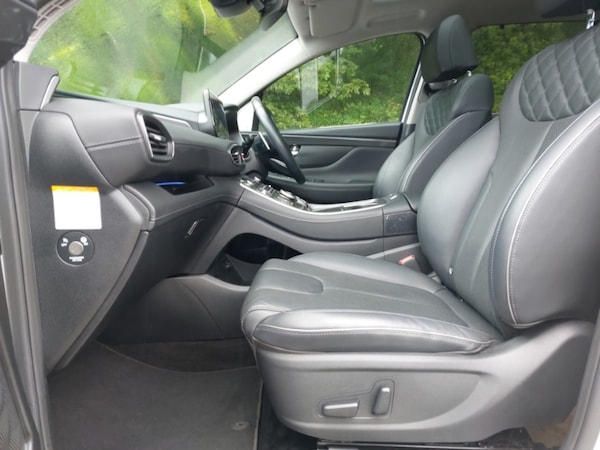 Used Hyundai Santa Fe 2022 for sale - 76051996: Photo 5